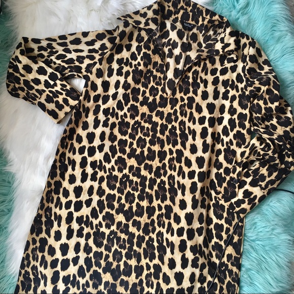 Dresses & Skirts - Retro Style Animal Print Shift Dress